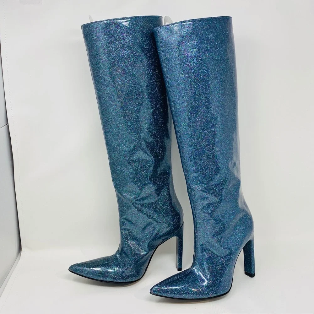 AREA**Glitter Patent Leather Boots**US 6 $880 - Picture 4 of 8